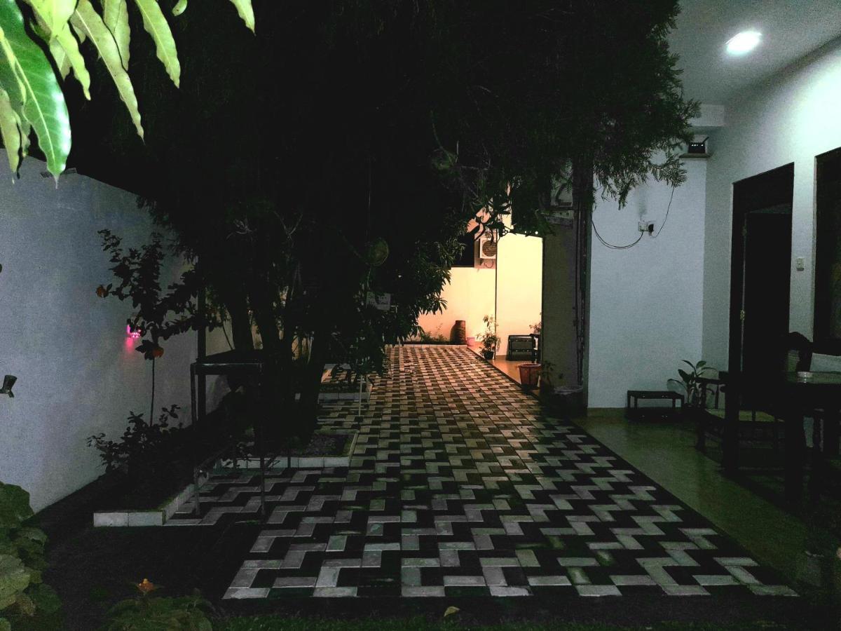 Weligama Watergate Hotel Exterior photo