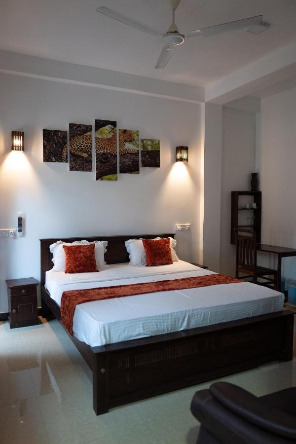 Weligama Watergate Hotel Exterior photo